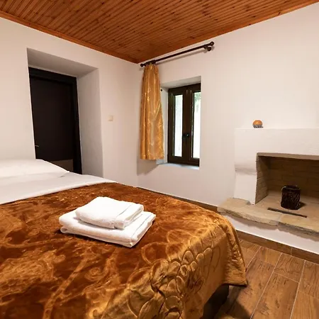 Archontiko Fotini - Traditional Meteora